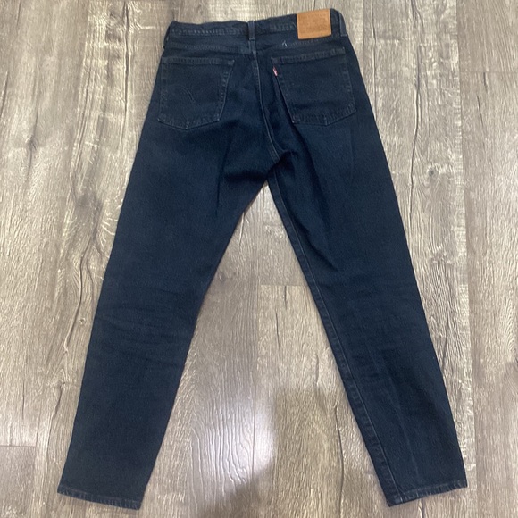 Levi’s wedgi jeans. Black size 27. - Picture 4 of 5